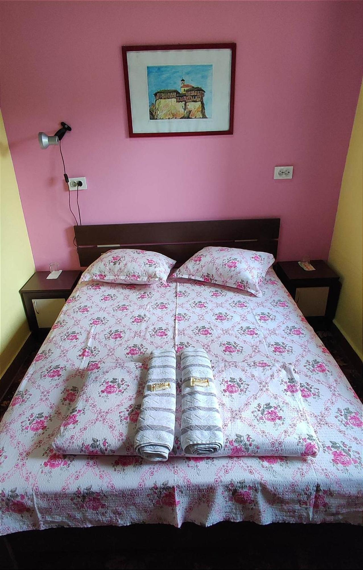 Стаи За Гости Ореха Троян Private Rooms Oreha Exterior photo