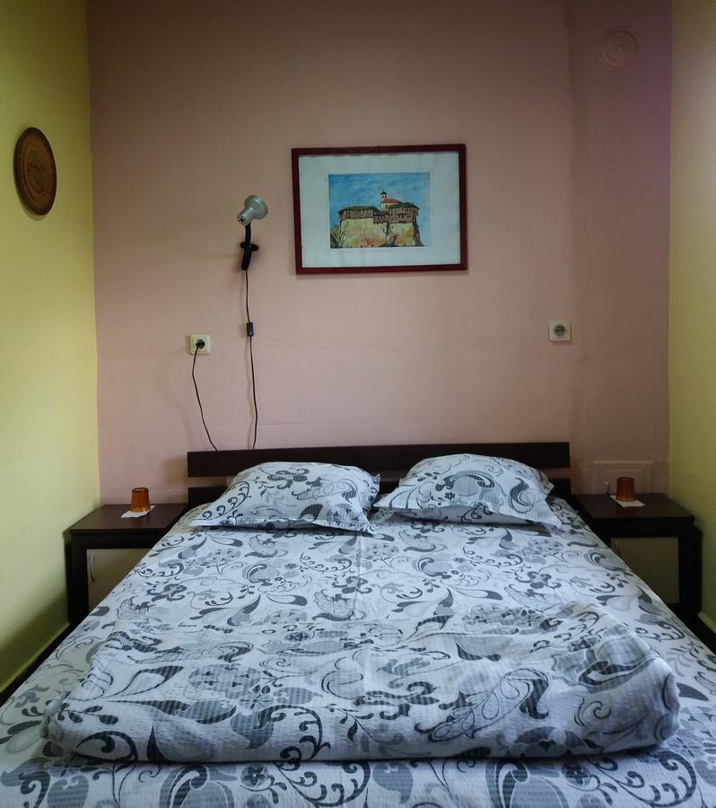 Стаи За Гости Ореха Троян Private Rooms Oreha Exterior photo